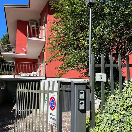 Casa Rossa Al - Terrazza Spinone Al Lago